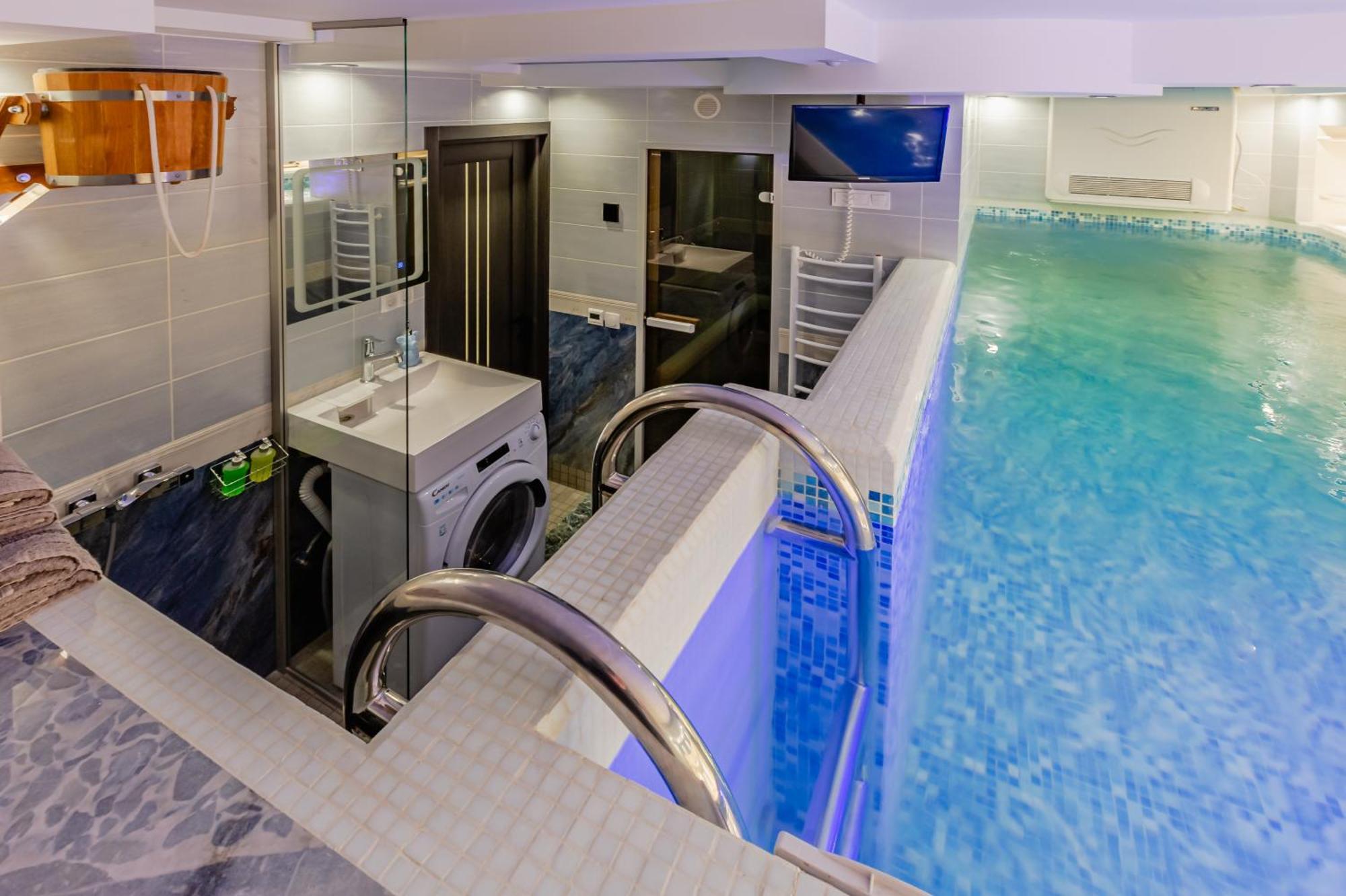 Luxury Apartment With Pool And Hammam キエフ エクステリア 写真
